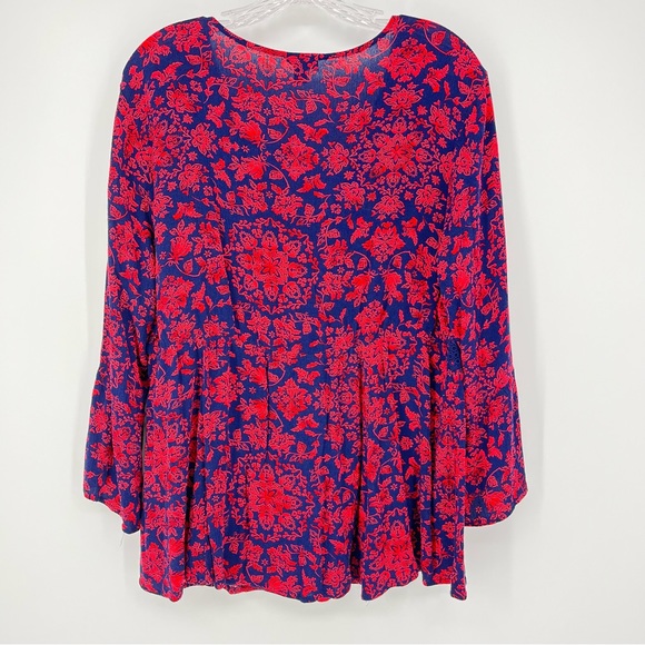 Torrid Plus Size V-Neck Crochet Trim Lace Up Tie Long Sleeve Blouse/Top Size 1 - Picture 3 of 5